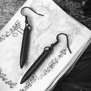 5 For $25💫Long Alternative Black Spikes Dangles Earrings